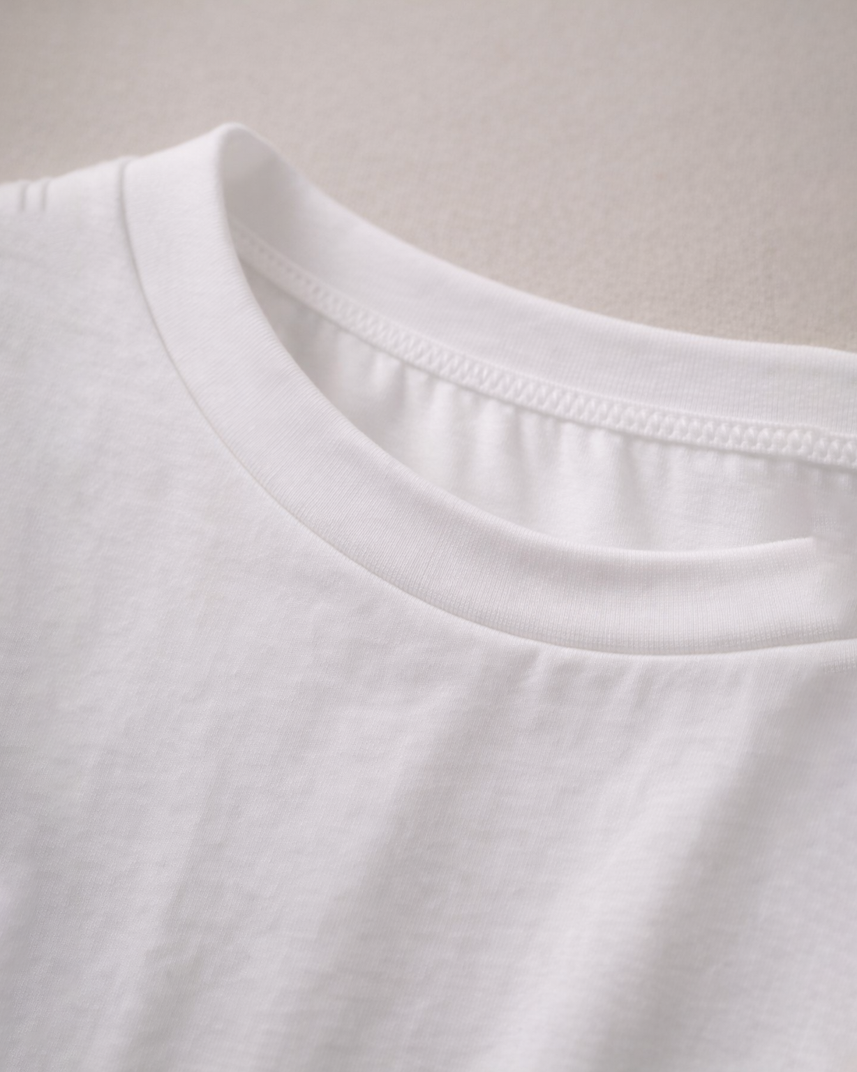 Women’s White Round Neck Top