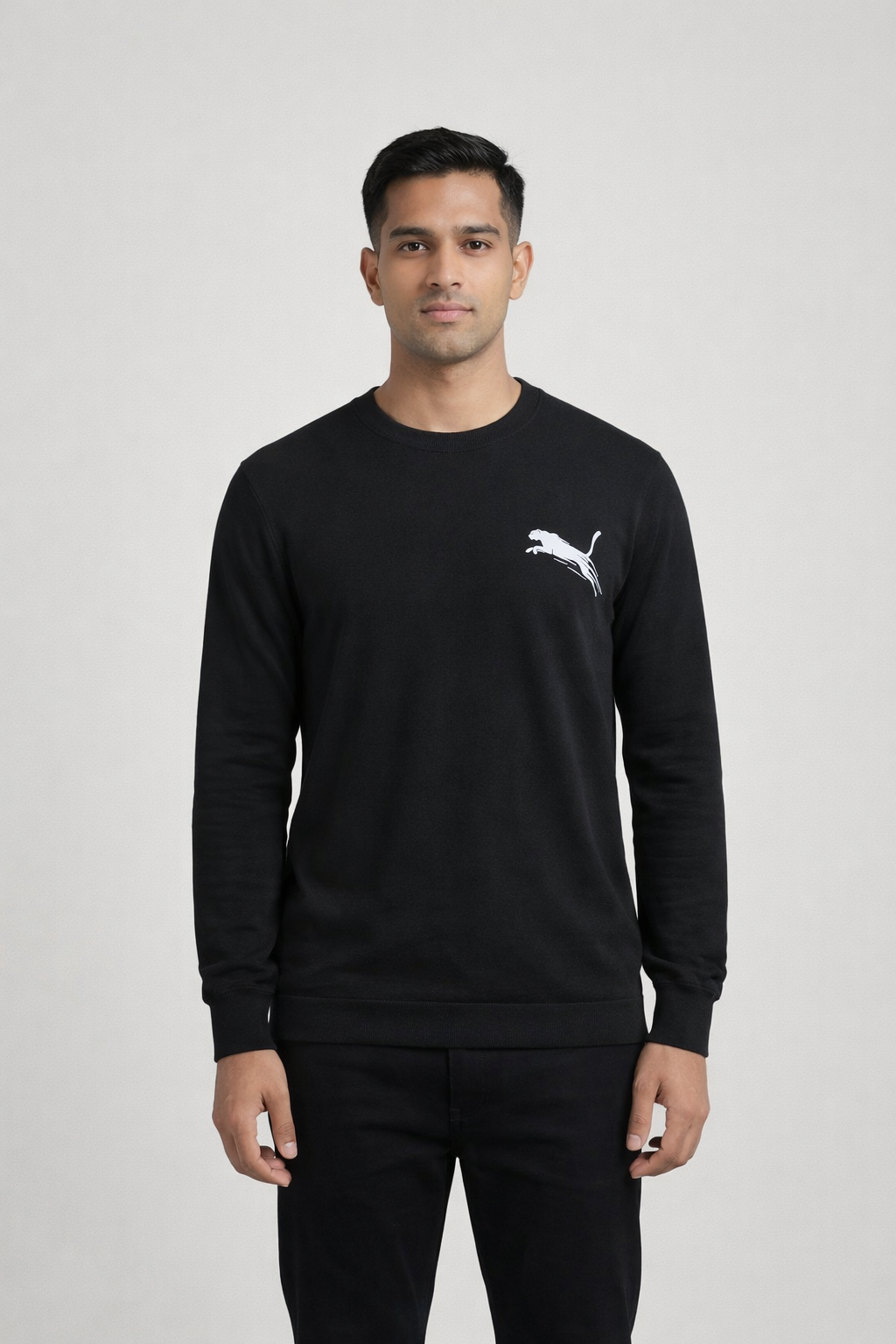 Men’s Solid Crew-Neck Sweatshirt
